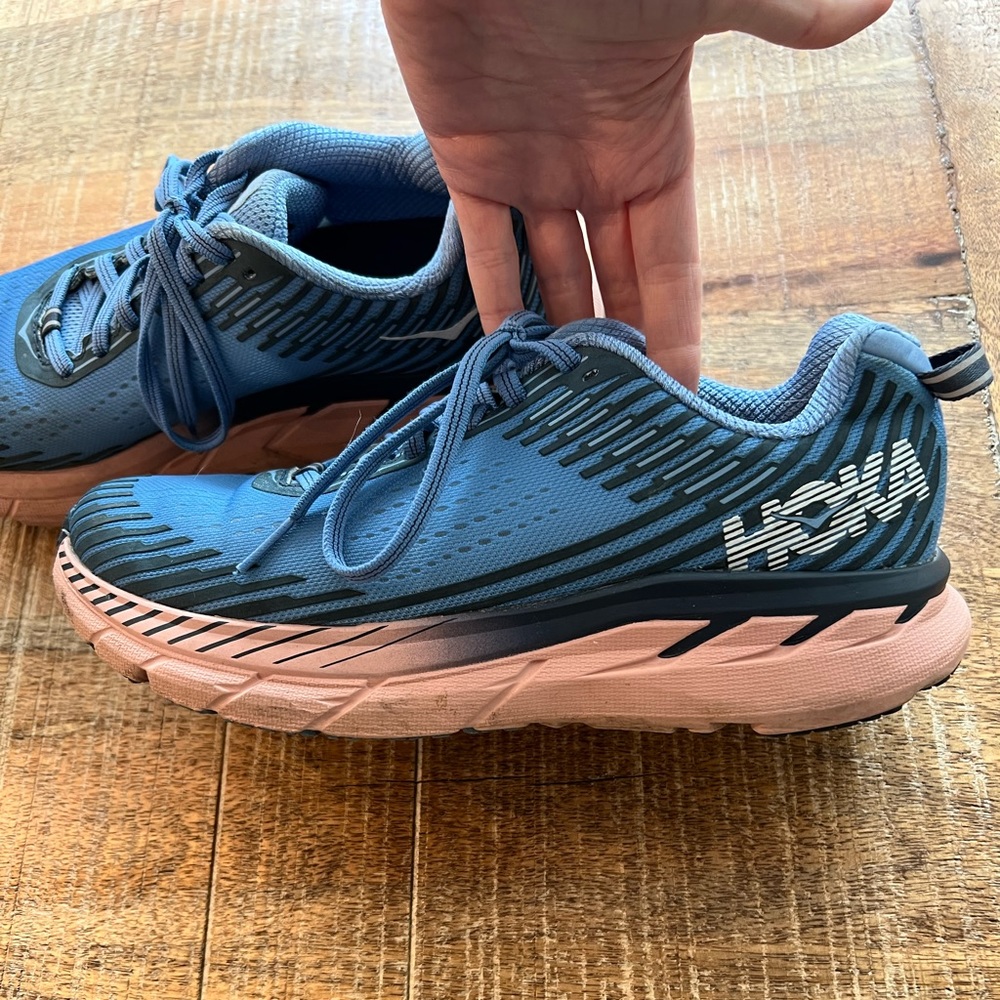 Hoka One Clifton